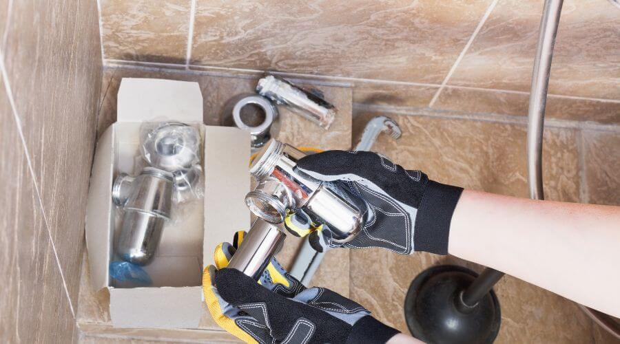 Professional gutter cleaning in Lando, SC